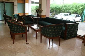 Hotel Nida Kramat Raya 2*